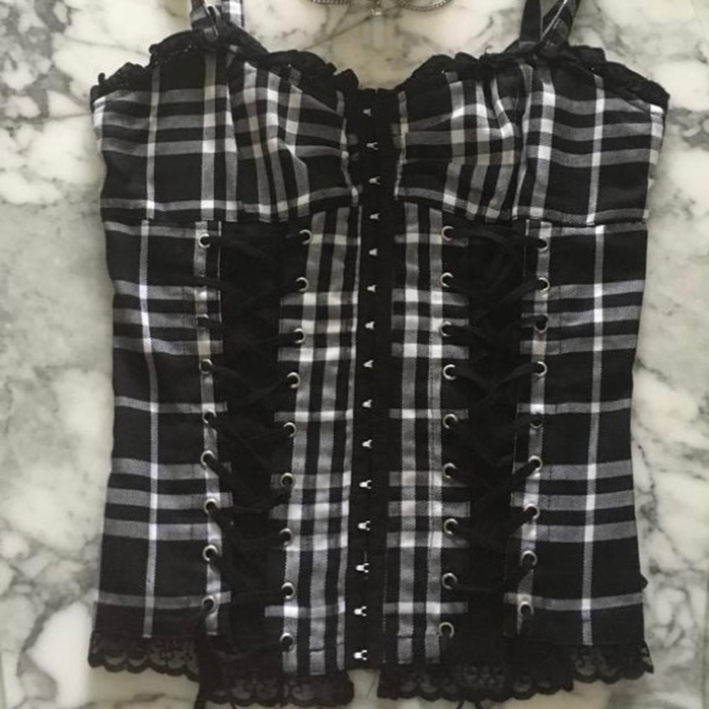 *ISO* TRIPP nyc corsets - Picture 9 of 11